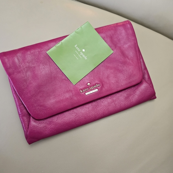 Kate spade♠️ leather clutch❣️ - Picture 4 of 4